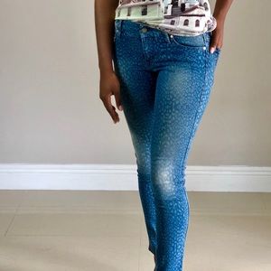 Guess by Marciano Jeans